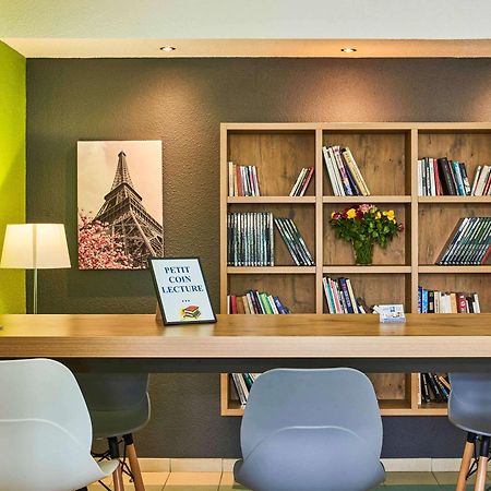 Ibis Budget Versailles Coignieres Exterior photo