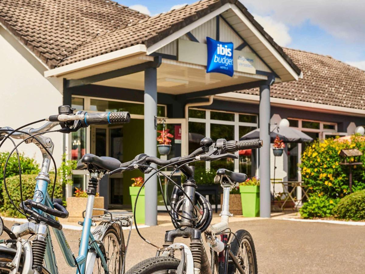 Ibis Budget Versailles Coignieres Exterior photo