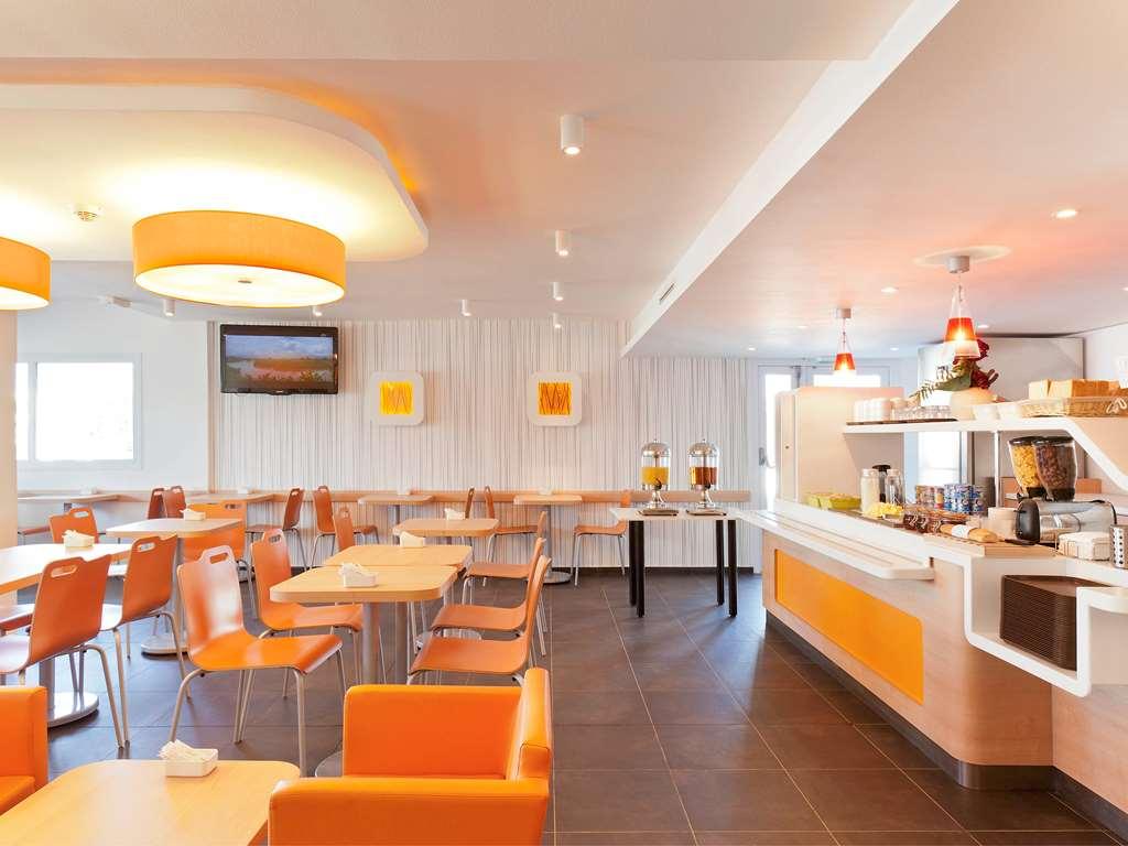 Ibis Budget Versailles Coignieres Facilities photo